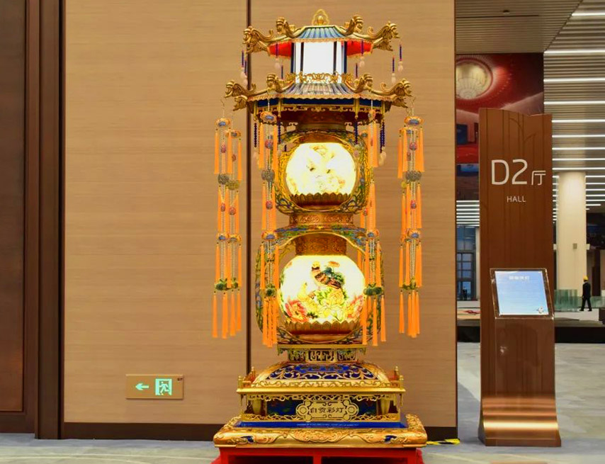 第三届进博会，“中国灯城”准备好了！26组自贡彩灯试灯成功！