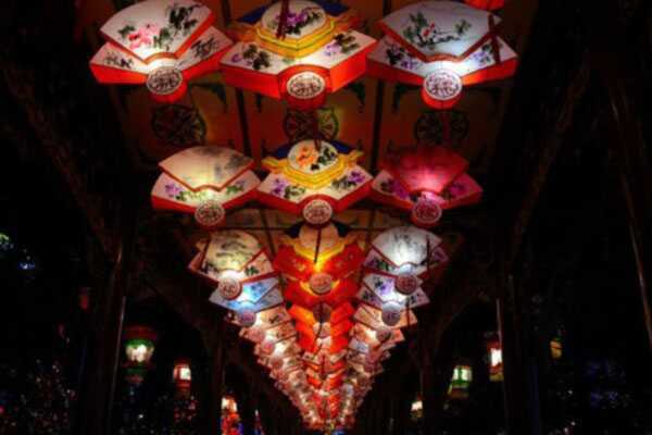 月湖公园彩灯灯光展