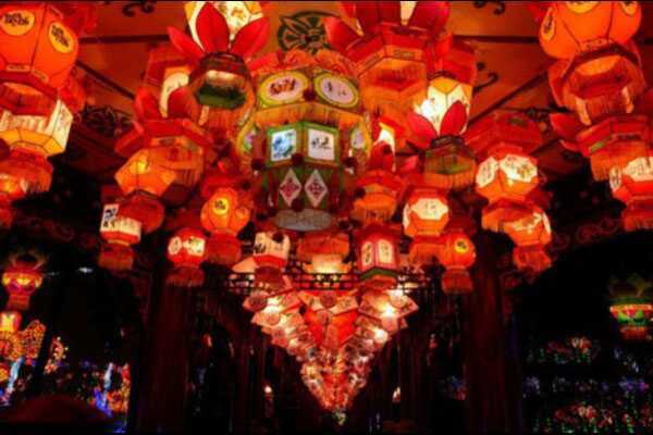 月湖公园彩灯灯光展